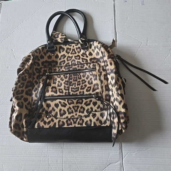 Jessica Simpson Handbags - Jessica Simpson Large Crossbody Leopard Print Women's Purse